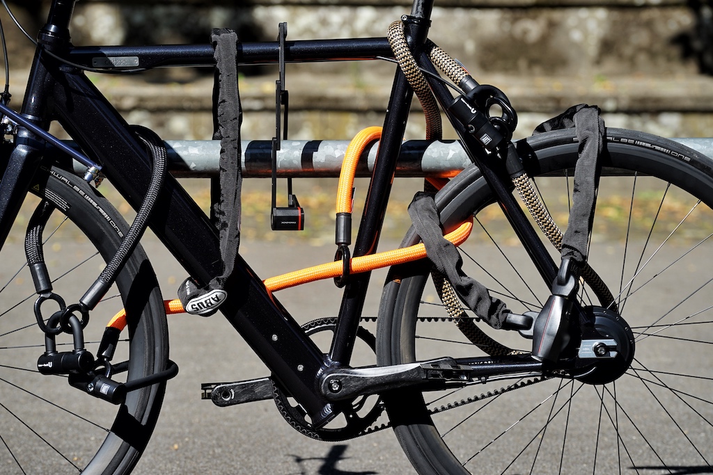 bestes-fahrradschloss-894knj-1.jpg E Bikes gut absichern die besten und sichersten Fahrradschlösser FrontRowSociety The Magazine – Bild 1