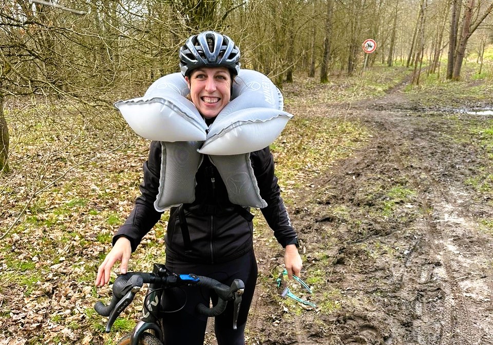 fahrrad-airbag-305gud-1.jpg Hövding Alternative: Neuer Airbag für Fahrrad und E Bike aus Deutschland – Bild 1