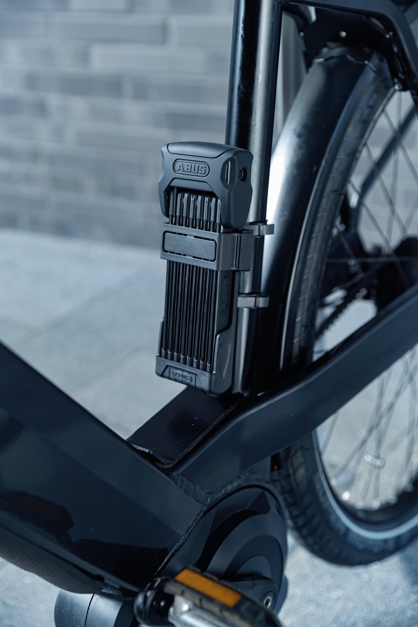 faltschloss-fahrrad-891qis-1.jpg ABUS Bordo Big 6000K/120 Faltschloss + Halter SH schwarz – Bild 1