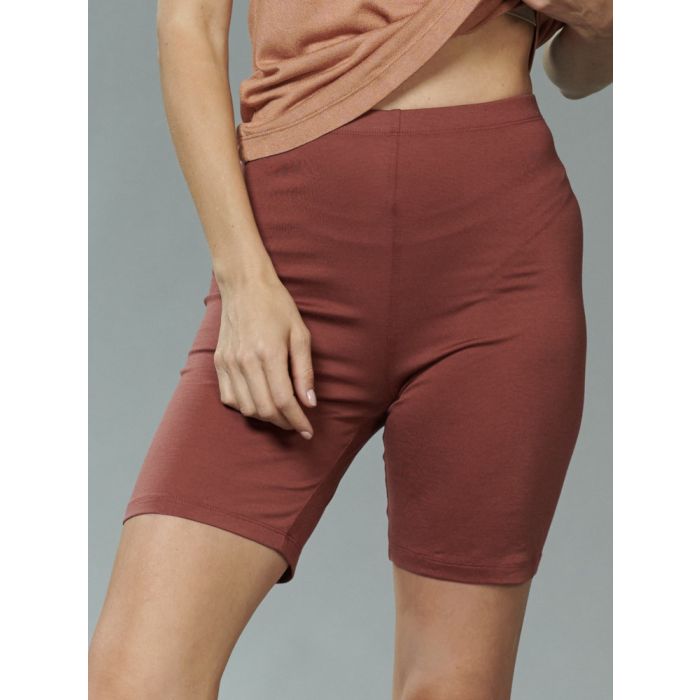 radlerhose-873zhm-1.jpg Schlichte Radlerhose aus einem Seiden und Baumwollemix von Kokon Zwo – Bild 1