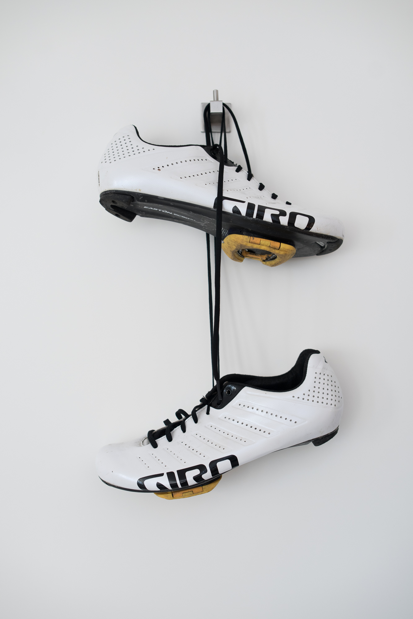 schuhe-rennrad-298ief-1.jpg Die Qual der Wahl: welche Rennradschuhe? Rennradblog Geradeaus One girl. One boy. One Passion. – Bild 1